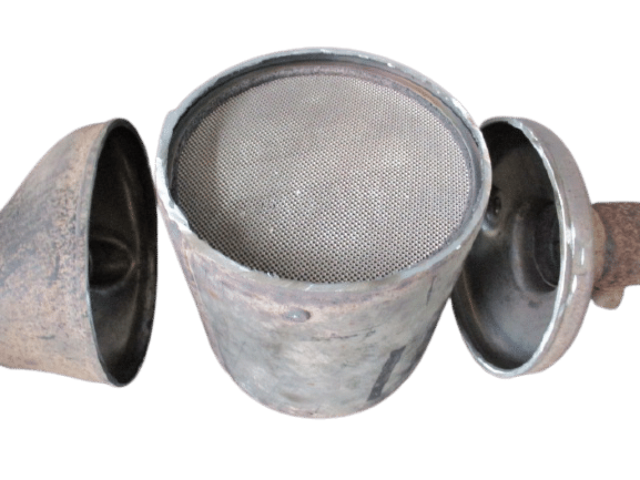 Geöffnetes Dieselpartikelfilter Gehäuse